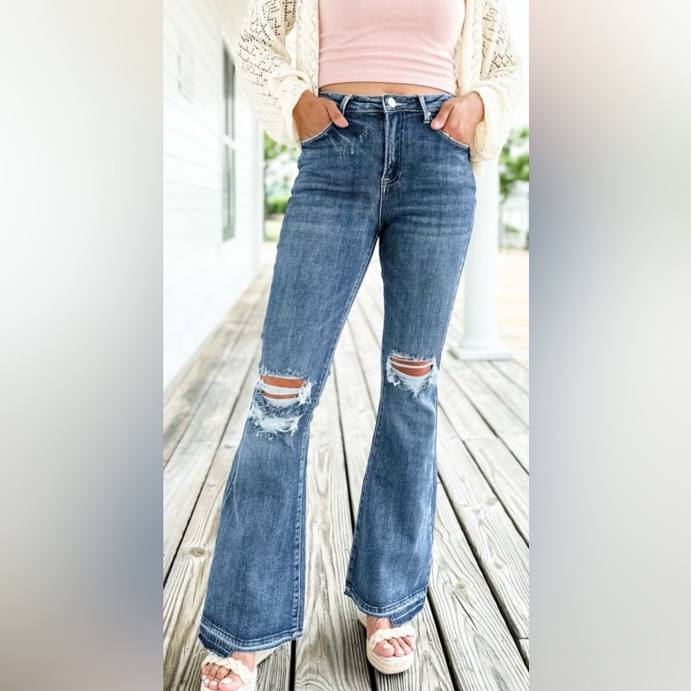 EUC Risen Size 13/31 High Rise Flare Jeans - Picture 1 of 8
